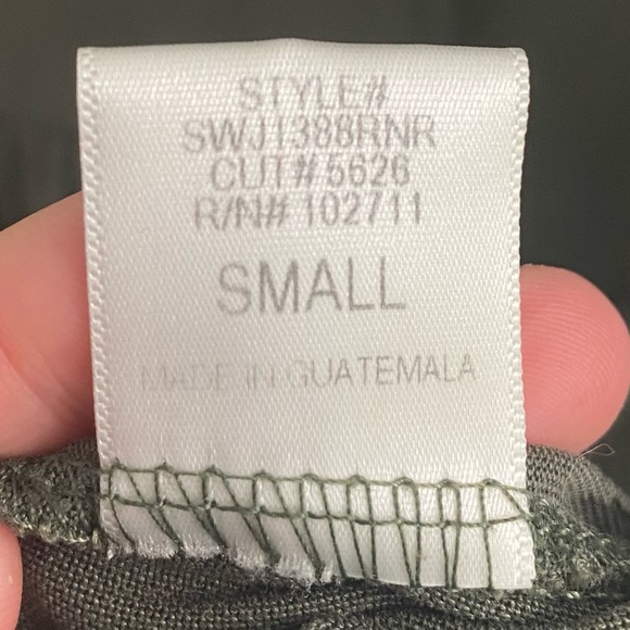 Olive Ruffle Tank Top - Picture 3 of 5